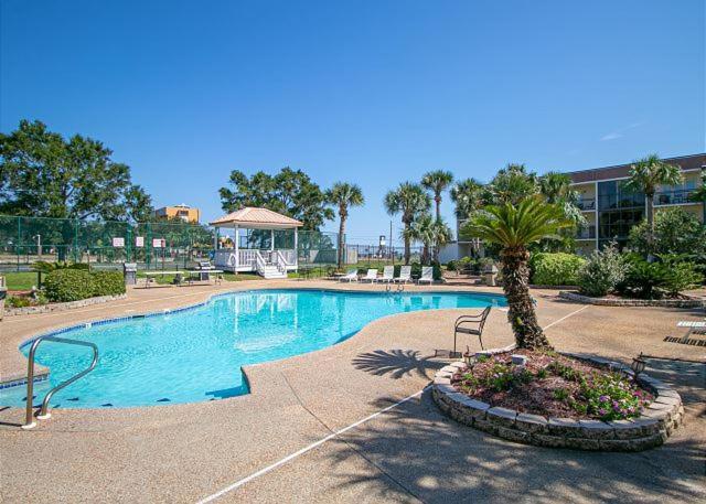 Fun 2 Bed/2 Bath Condo With Pool On Biloxi Beach Exteriér fotografie