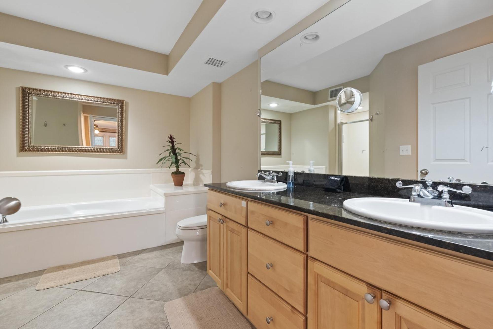 Fun 2 Bed/2 Bath Condo With Pool On Biloxi Beach Exteriér fotografie